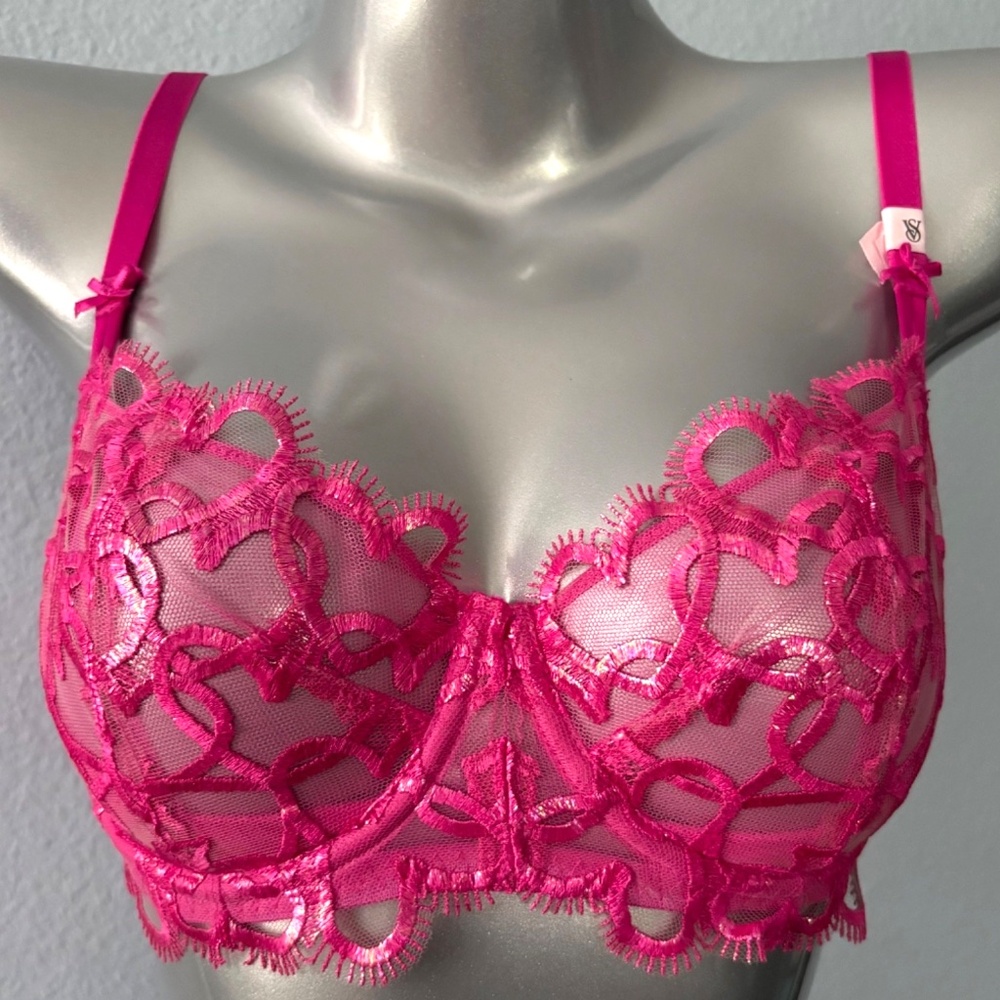 Victoria's Secret Dream Angels Pink Shimmer Heart Embroidered Unlined Sling Bra